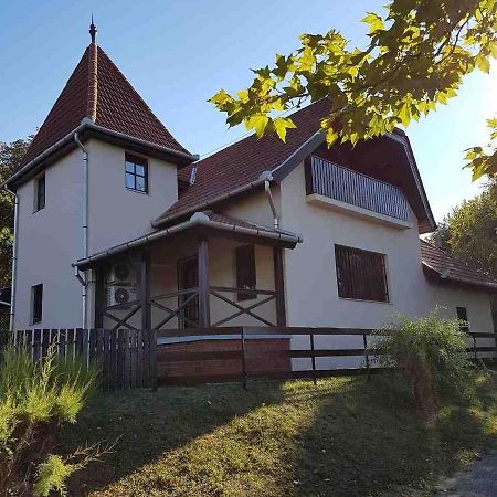 Hotel Tó úti Vendégház Mezotur Exterior foto